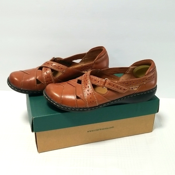 Clark's Bendables 7 1/2 M Ashland Spin Leather Slip-on Tan Loafers - Picture 2 of 7